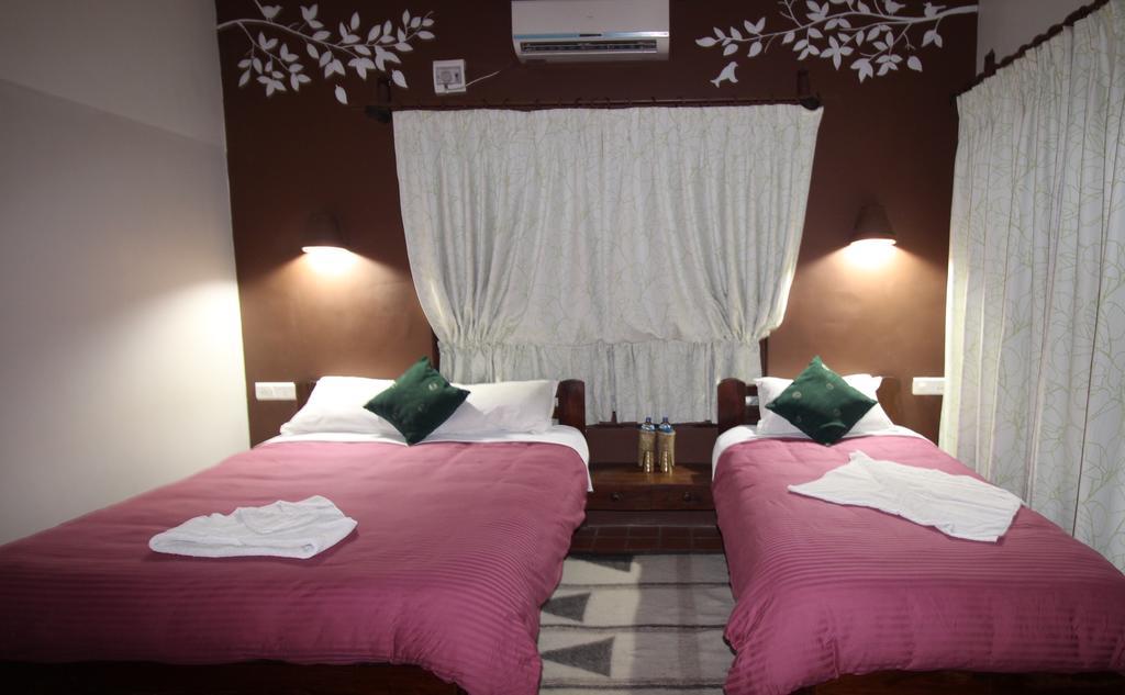 River View Jungle Camp Sauraha Exterior foto